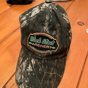 Mossy Oak Camo Black Street Archery Hat